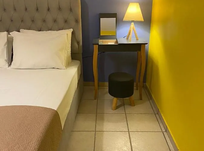 Foteini's Kefallonia Ликсури